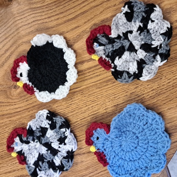 Chicken coasters pk 4 cotton crotche - Picture 2 of 2